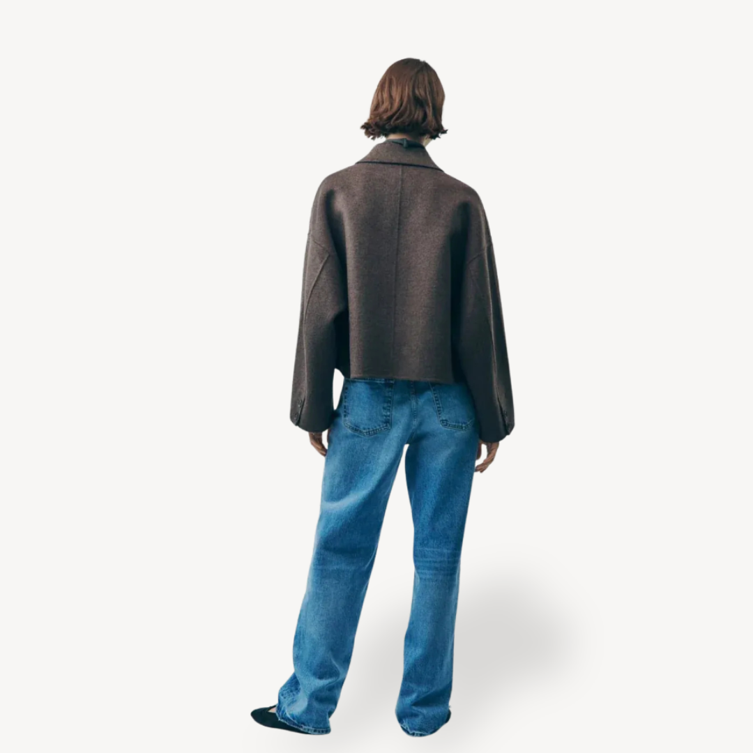 BerlinGlamour | Bruine oversized korte jas voor dames 2