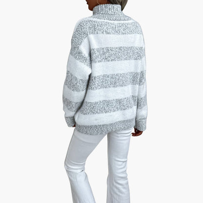 BerlinGlamour | Dames coltrui met gestreept oppervlak 1