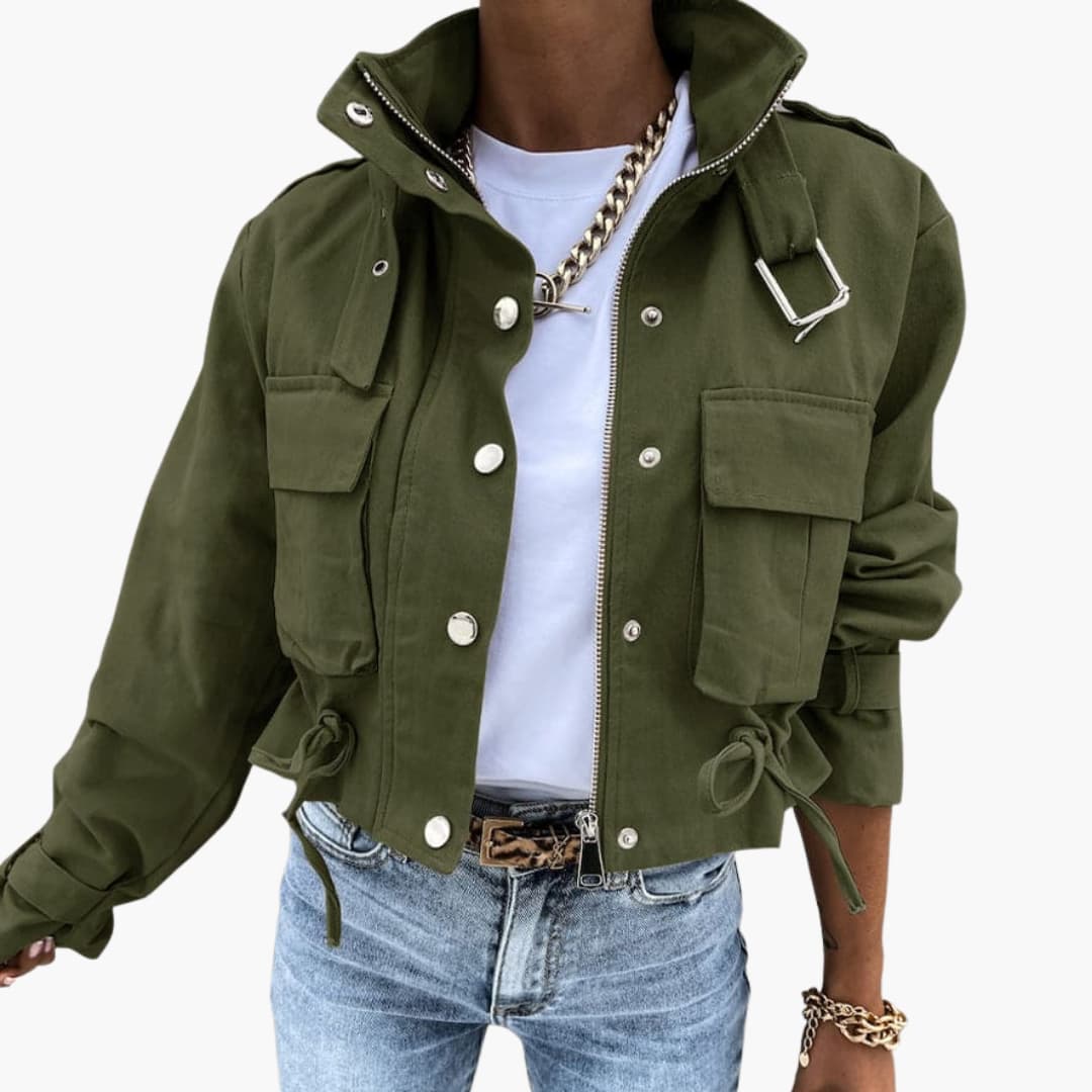 BerlinGlamour | Dames cropped jack met klepzakken en rits 4