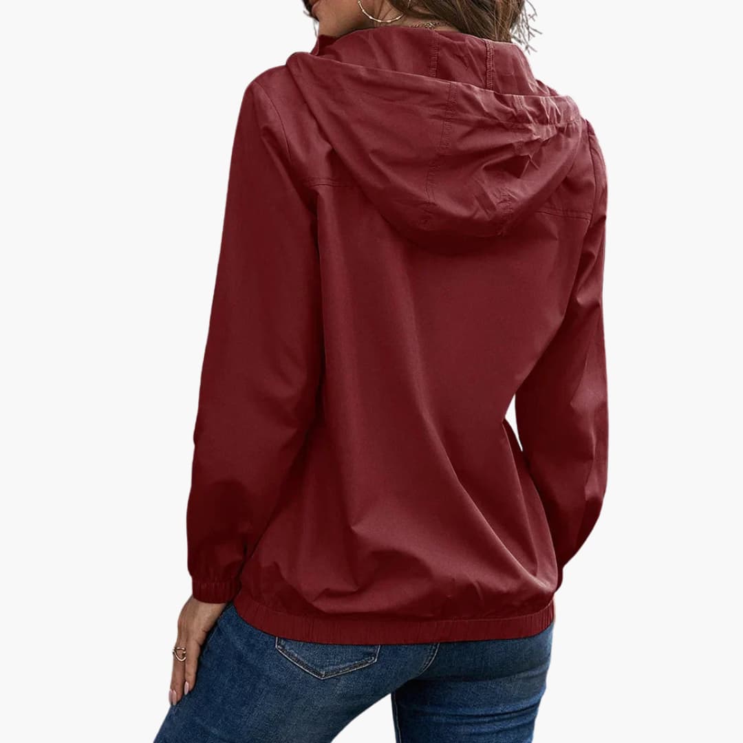 BerlinGlamour | Dames trenchcoat met capuchon, knoopsluiting en zakken aan de voorkant 3