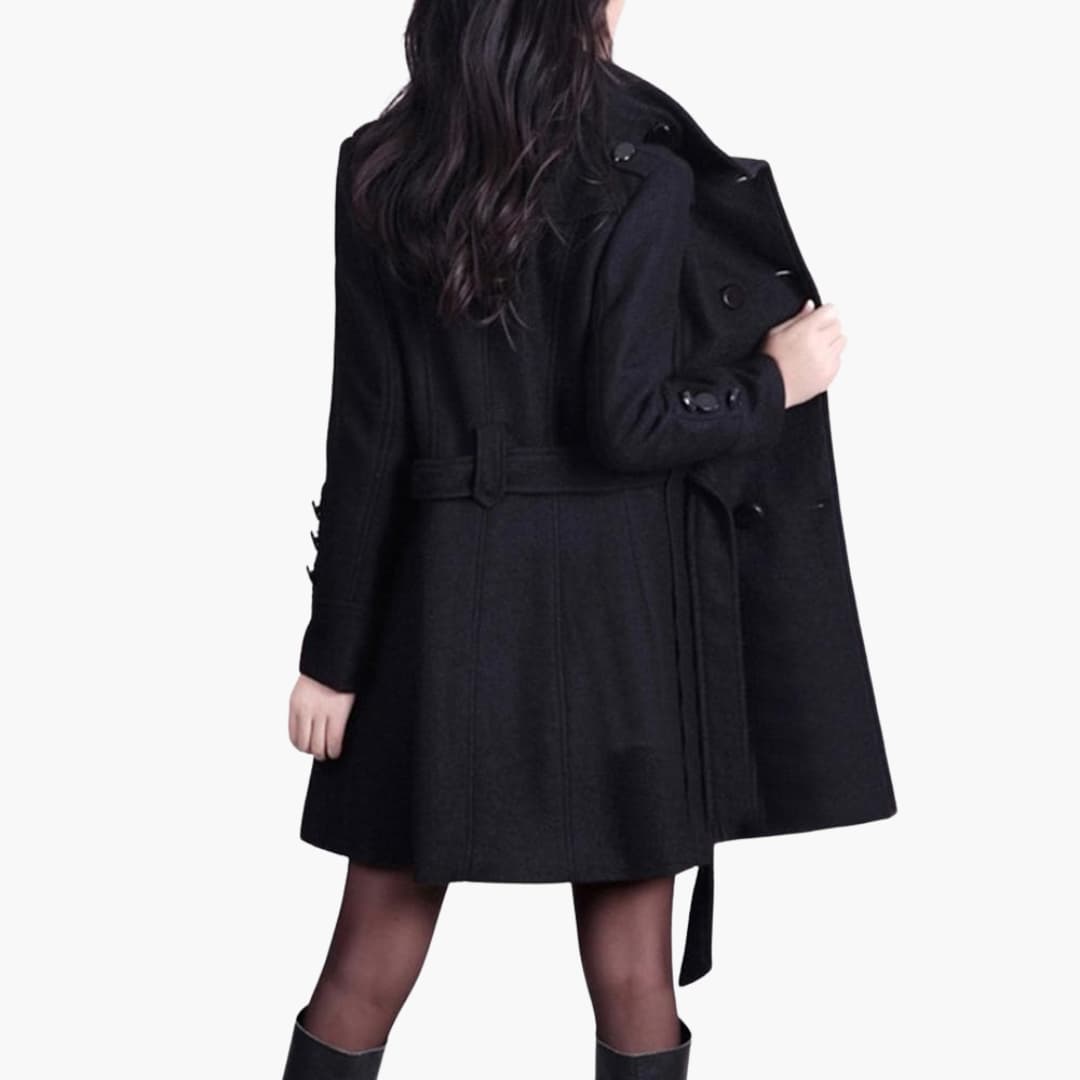 BerlinGlamour | Dames trenchcoat met dubbele knoopsluiting en tailleband 1