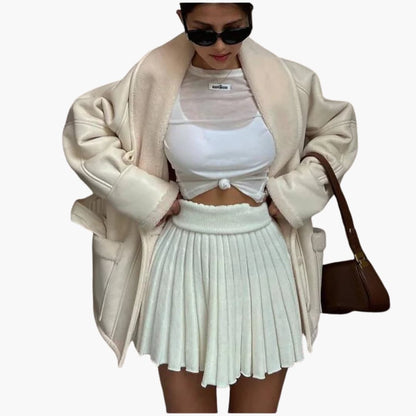 BerlinGlamour | Damesjas met brede kraag en tailleband 4