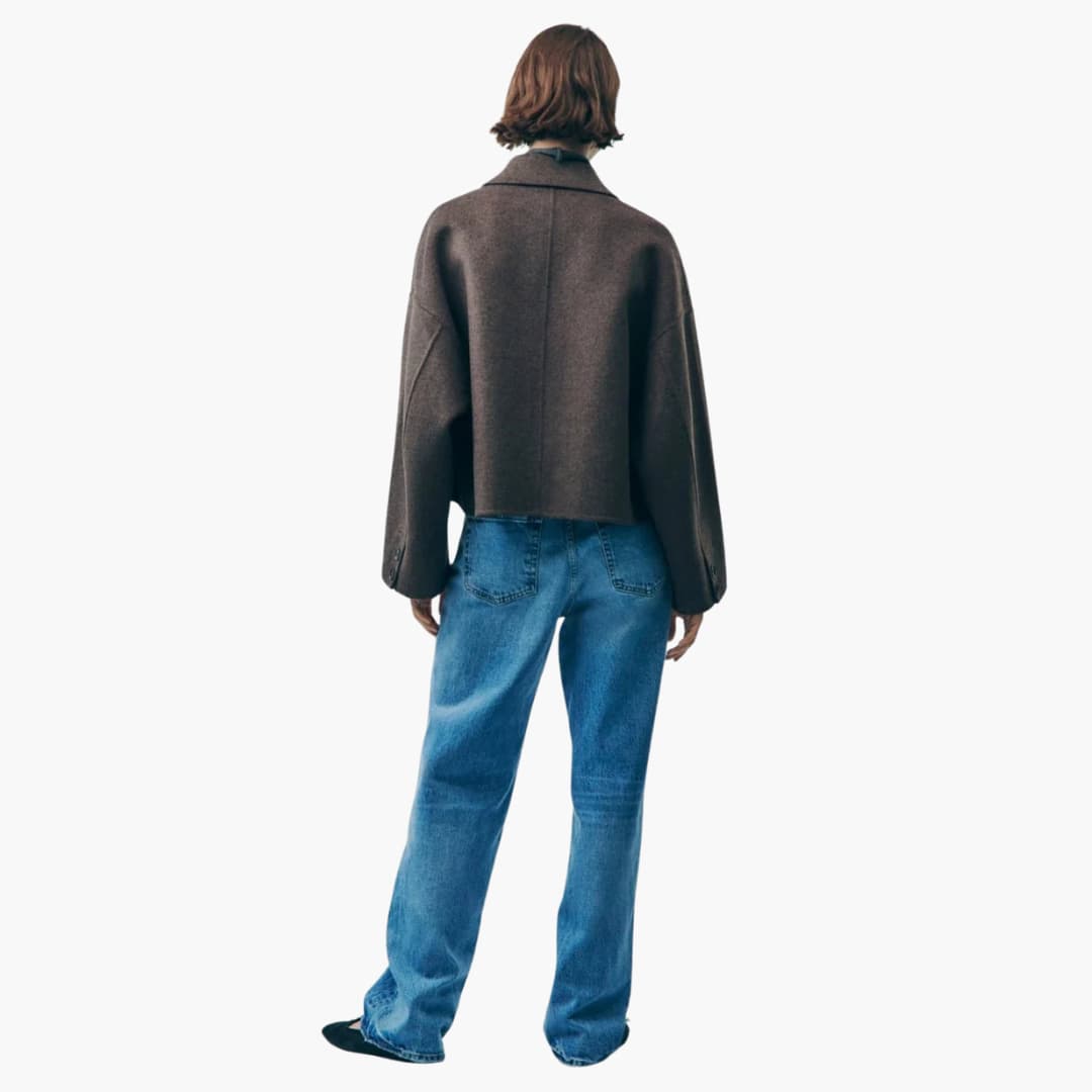 BerlinGlamour | Damesjas met oversized pasvorm en knoopsluiting 3