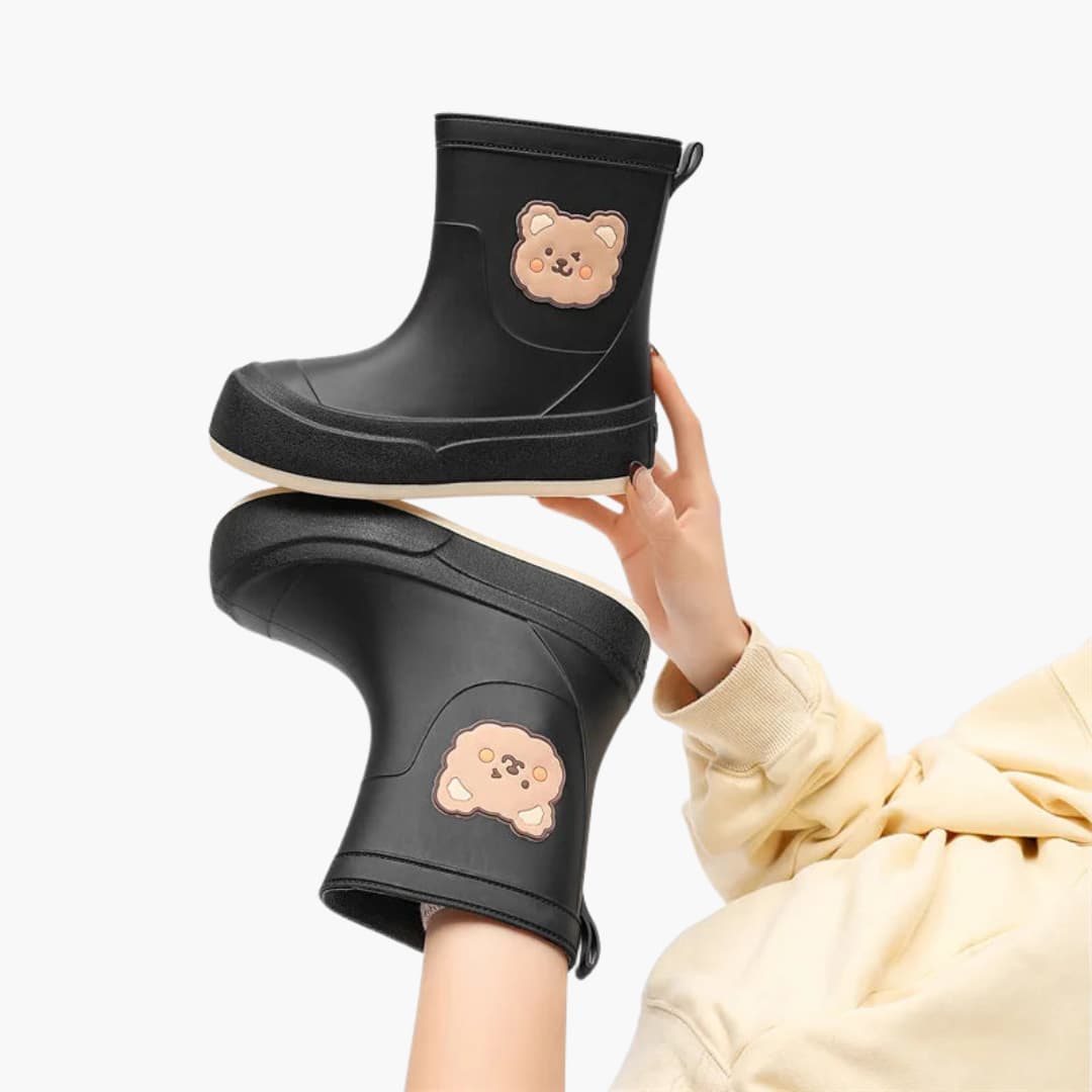 BerlinGlamour | Damesregenlaarzen met berenmotief en structuurzool 4