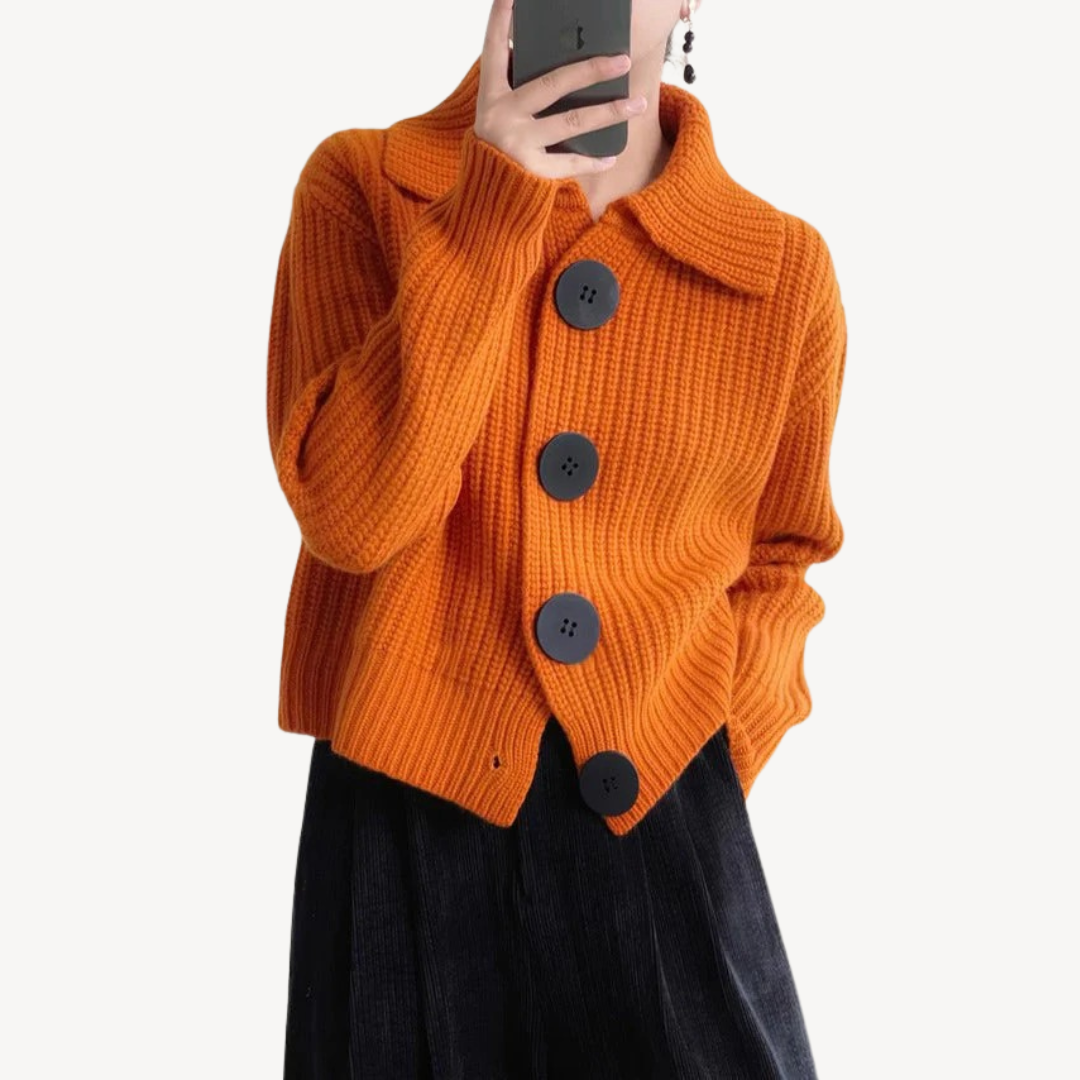 BerlinGlamour | Damesvest met grote knopen 0