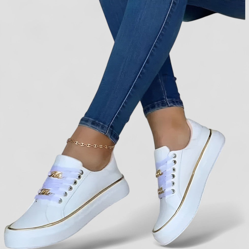 BerlinGlamour | Dikke platform sneakers met ketting voor dames 0