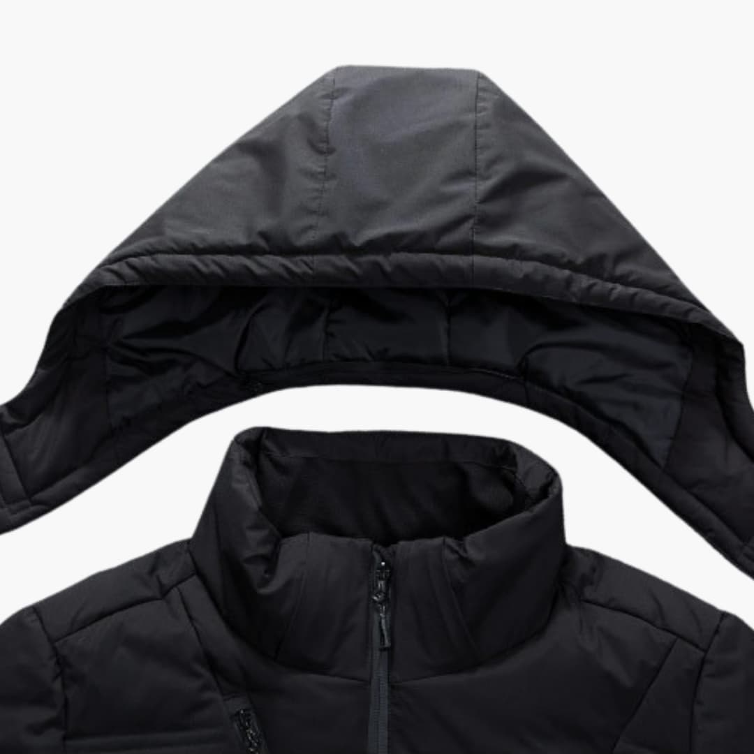 BerlinGlamour | Gewatteerde herenjas met capuchon en ritszakken 1