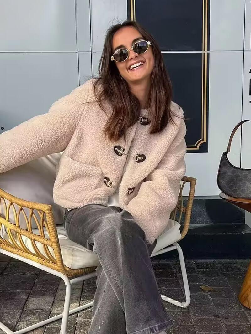 BerlinGlamour | Kunstbont teddyjas met sluiting voor dames 5