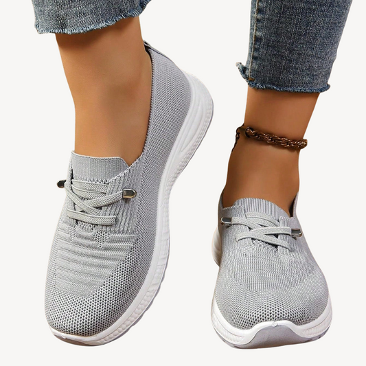 BerlinGlamour | Lichtgrijze orthopedische instapsneakers voor dames 0