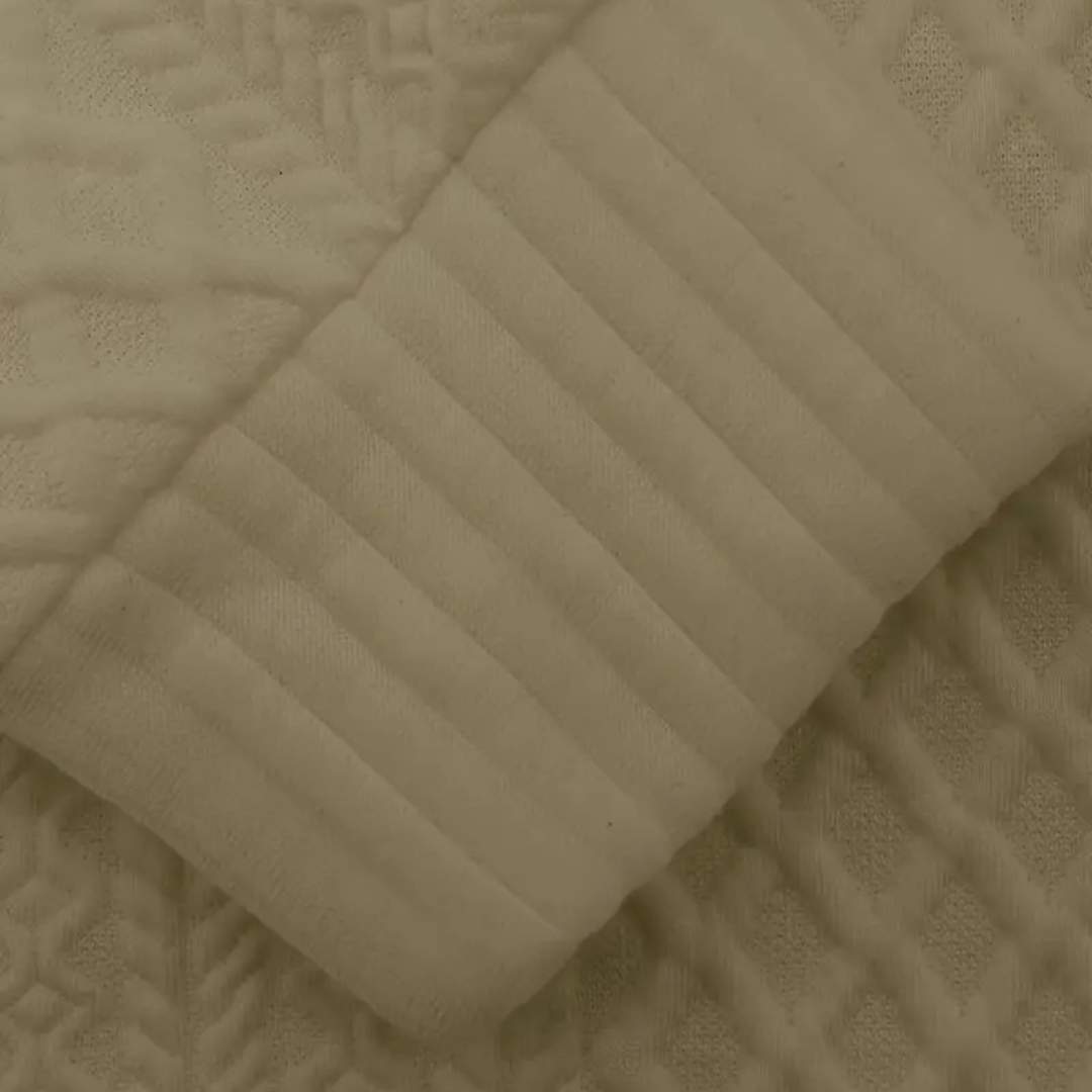 BerlinGlamour | Stijlvolle herentrui met rits en leren elleboogstukken 6