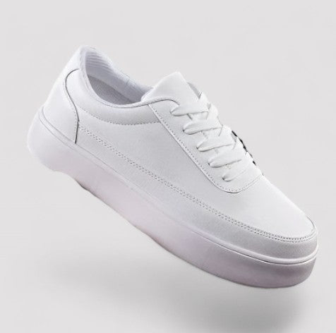BerlinGlamour | Stijlvolle witte sneakers voor heren met een comfortabel design 0