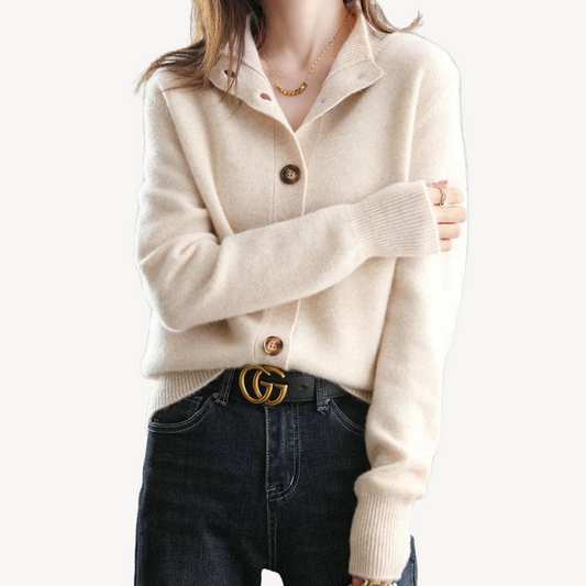 BerlinGlamour | Zachte gebreide trui met knoopsluiting voor dames 0