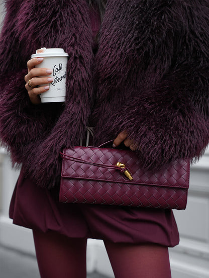 Chique Gevlochten Vegan Leren Clutch – Tijdloze Elegantie