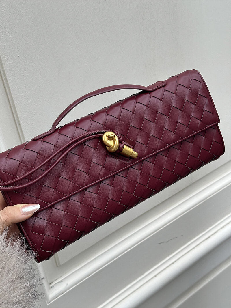 Chique Gevlochten Vegan Leren Clutch – Tijdloze Elegantie