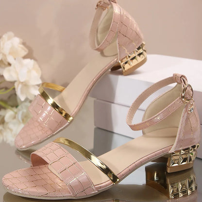 Zomerse Gouden Sandalen van SoleLuxe