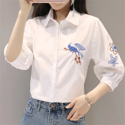 Elegante Geborduurde Blouse met Driekwart Mouwen