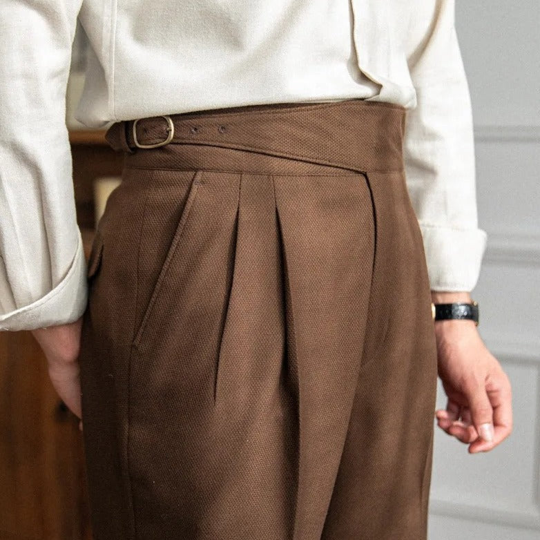 Broek met hoge taille en plooien aan de voorkant