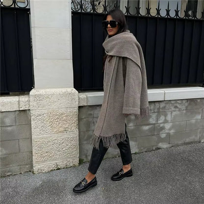Dania | Cappotto in maglia con sciarpa