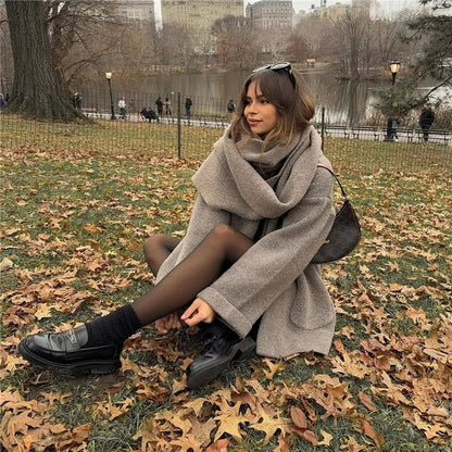 Dania | Cappotto in maglia con sciarpa