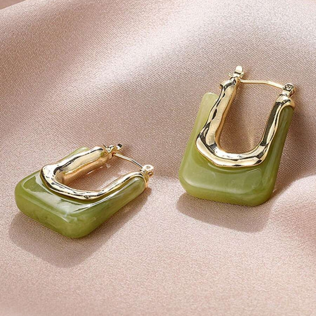Oorbellen Gouden Kleur met Groene Emaille Steentjes - Mode Vibes