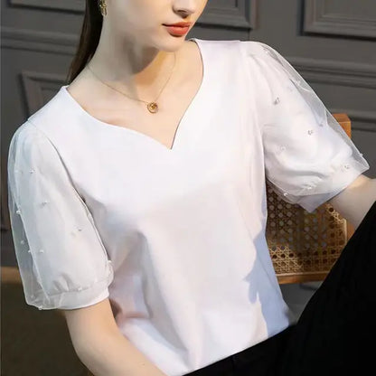 Bellissima Chic Parel Bezaaide Perzik Hart V-Hals Shirt voor de Moderne Vrouw!