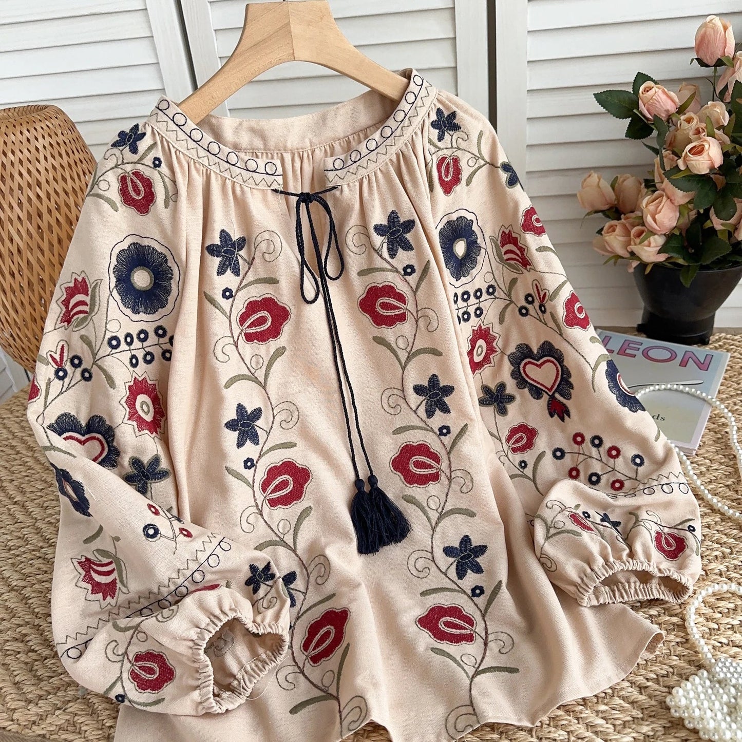 Lantaarnmouw Blouse met Zoete Bloemenborduurwerk