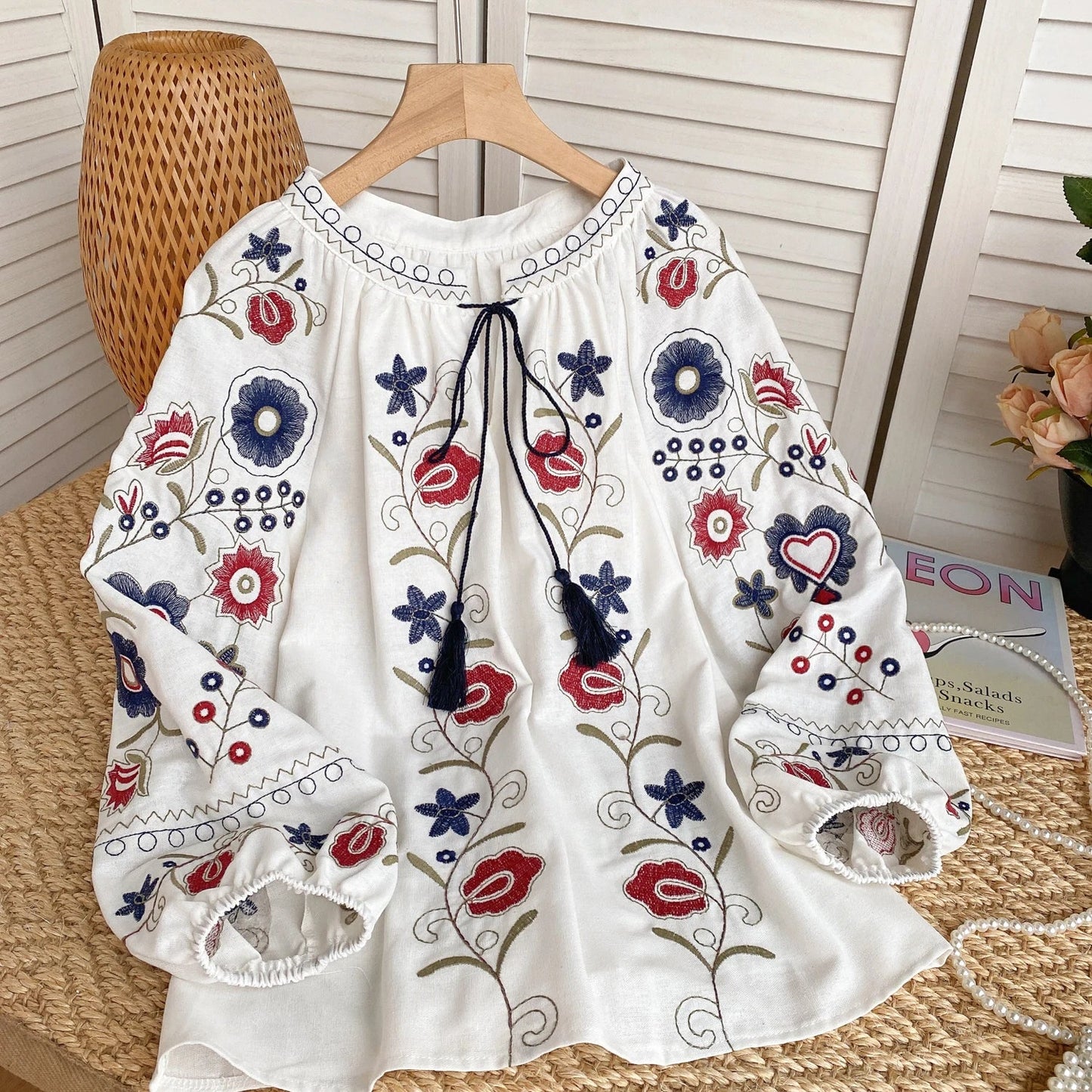 Lantaarnmouw Blouse met Zoete Bloemenborduurwerk