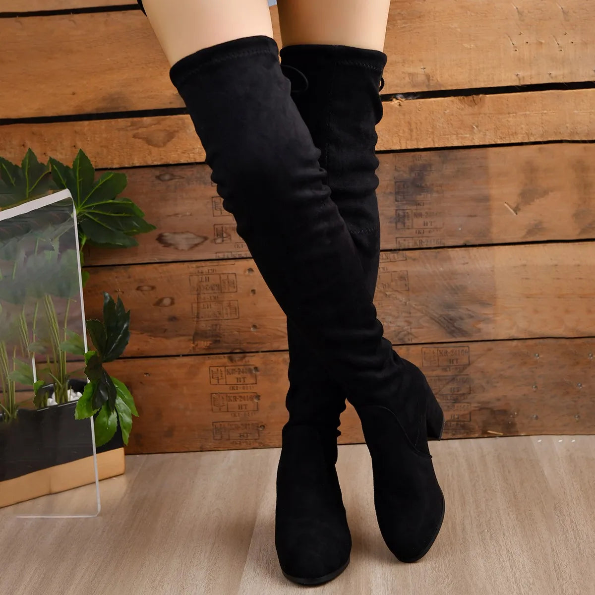 Dames Overknee Laarzen met Blokhak en Elegant Design
