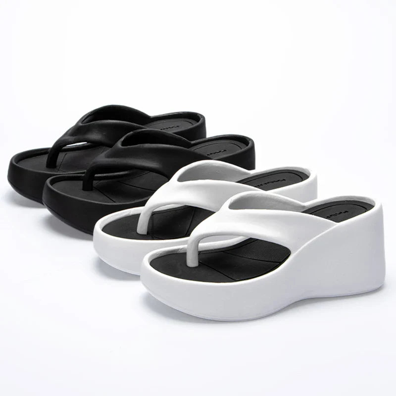 SolarStride Clip Teen Wedges