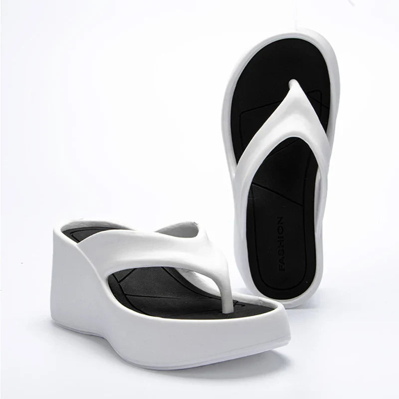 SolarStride Clip Teen Wedges