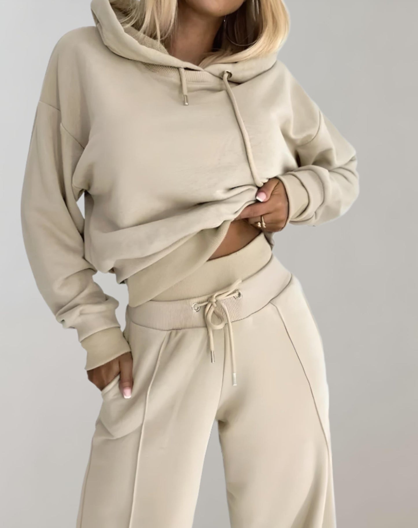 Comfortabele Tweedelige Joggingset met Capuchon en Wijde Broek - Mode Vibes