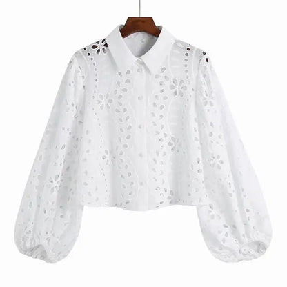 Zonnewindmode Betoverend Zomerwitte Blouse met Kantwerk en Borduurwerk