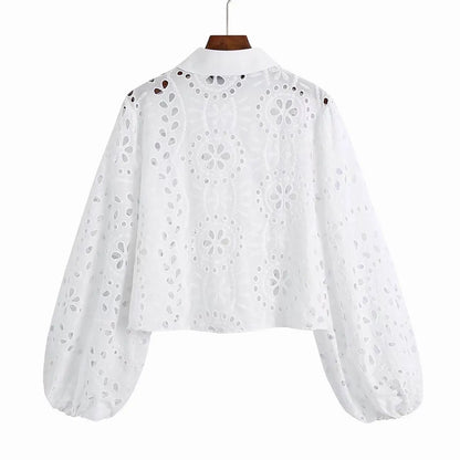 Zonnewindmode Betoverend Zomerwitte Blouse met Kantwerk en Borduurwerk
