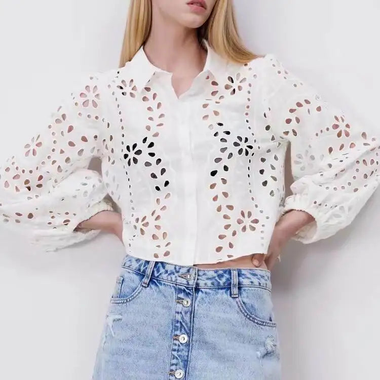 LuxeLeven Oogjesborduurwerk Kanten Blouse