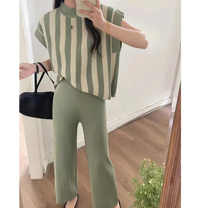 Eleganza Striped Pullover Set