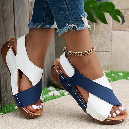 Sierlijke Stap Sandalen met Sleehak
