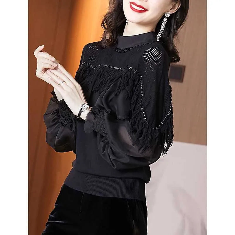 Elegante Voorjaarsblouse met Kralen en Kwastjes