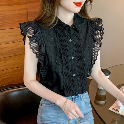 Zomerse Kant en Borduurwerk Blouse met Knoopdetail