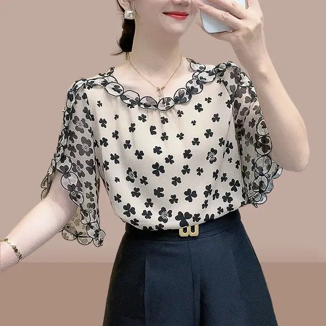 Zomerse Elegantie - De Perfecte Blouse voor Elke Gelegenheid!