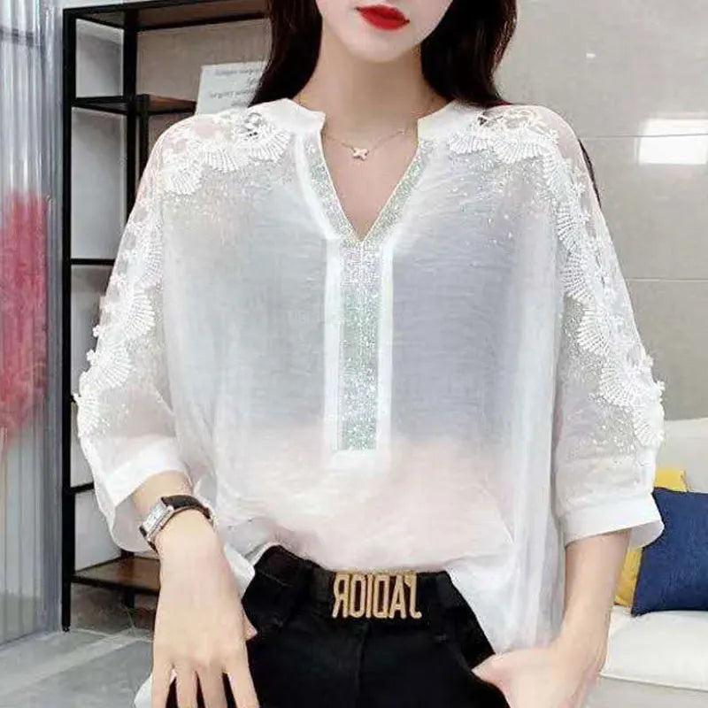 Verleidelijke Kant Blouse met Diamantdetails