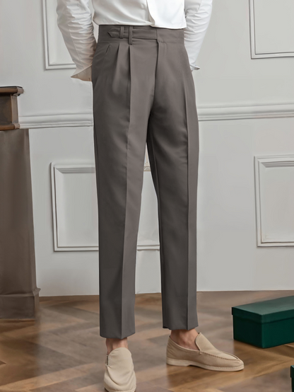 Giorgia | Pantaloni chino classici a pieghe