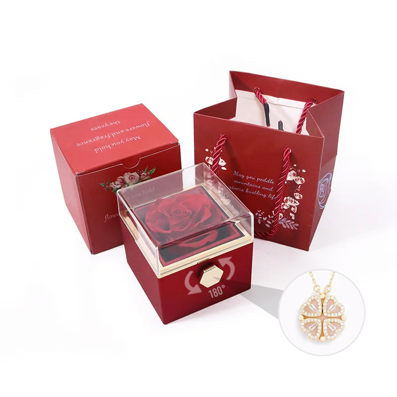 Gouden Ketting Geluk en Liefde Symbool