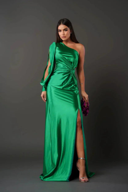 Evi | Elegante abito asimmetrico in raso 13