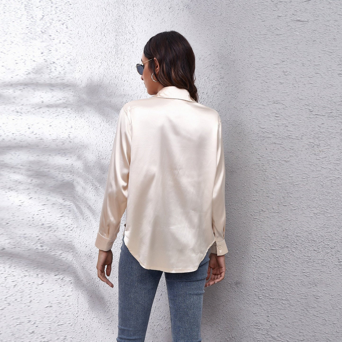 Dames Blouse van Satijn Zacht en Elegант
