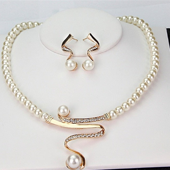 Natuurlijke Parel Halsketting en Oorbellen Set Zilver - Mode Vibes