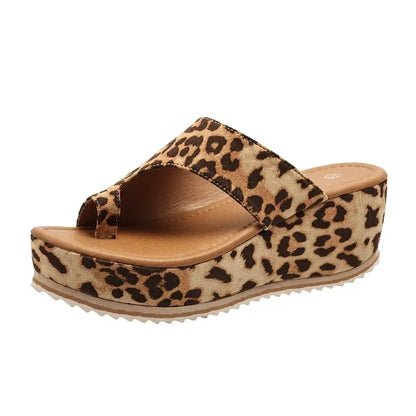 Celeste Trendy Strand Slippers