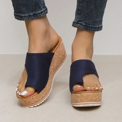 Celeste Trendy Strand Slippers