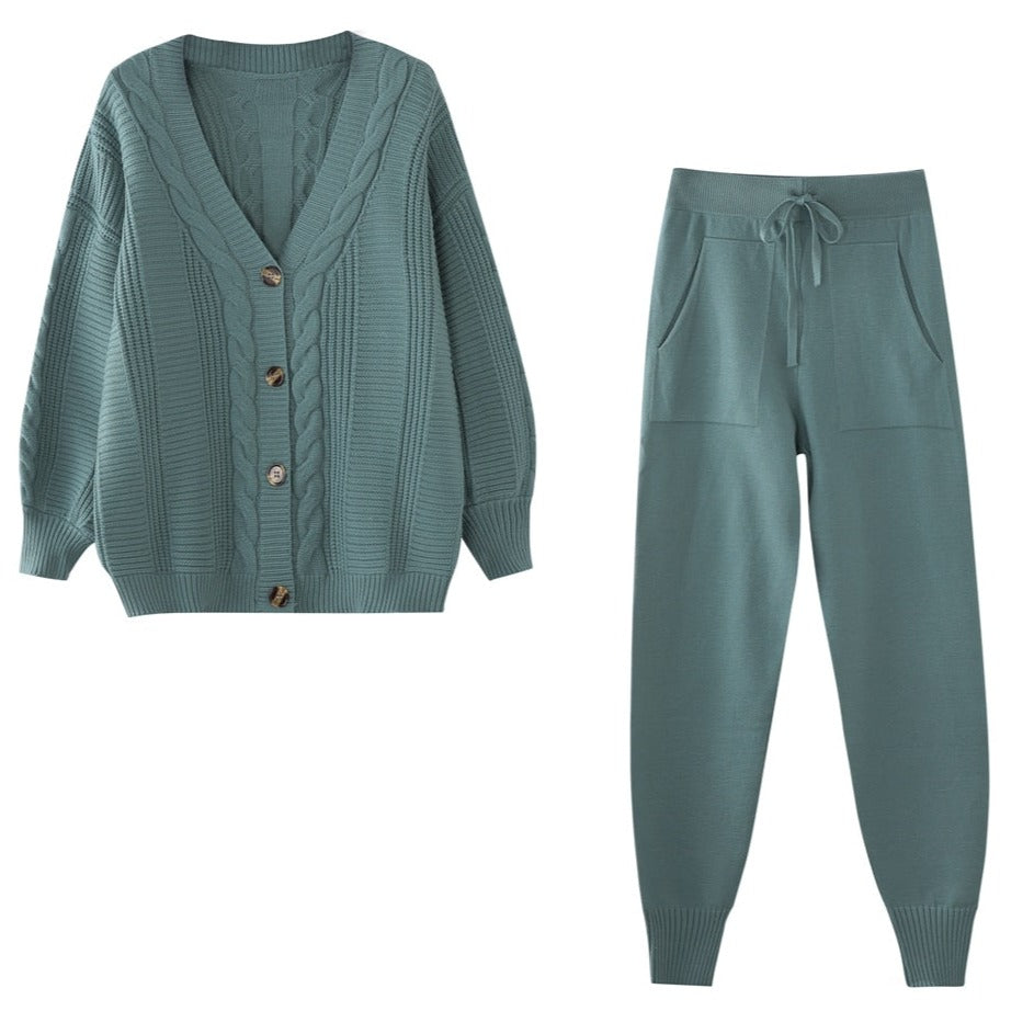 Warme Gebreide Set: Vest en Broek voor Vrouw