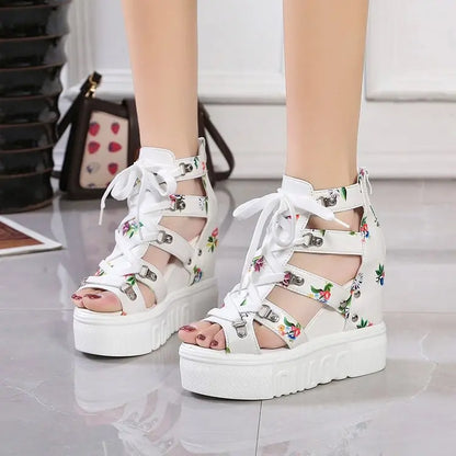LunaChic Stijlvolle Zomerse Platform Sandalen