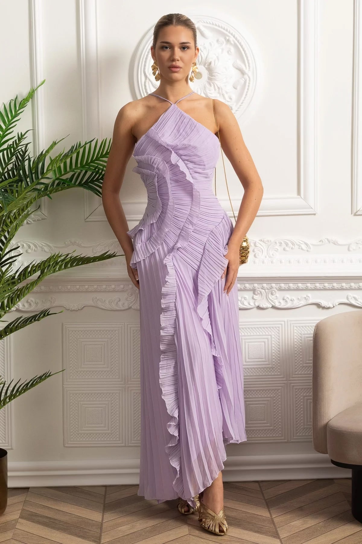 Geplooide Halter Midi Jurk met Waterval Ruches – Lavendel